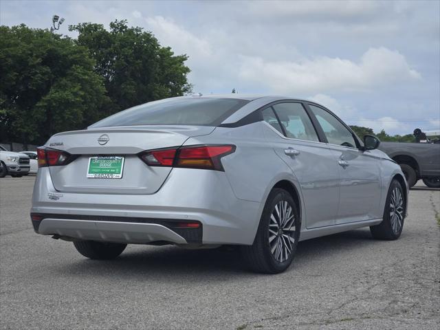 2025 Nissan Altima SV FWD