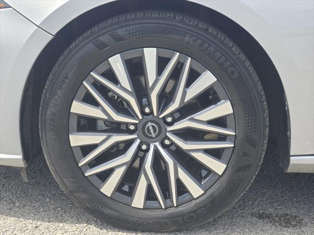 2025 Nissan Altima SV FWD