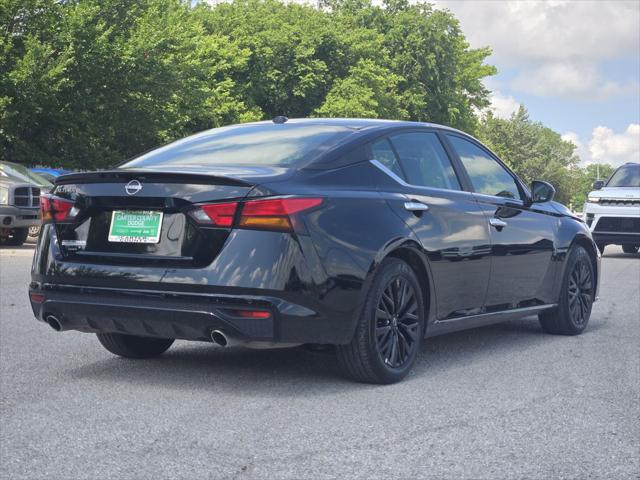2025 Nissan Altima SV FWD
