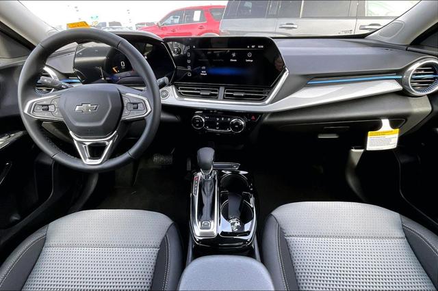 2026 Chevrolet Trax FWD LT