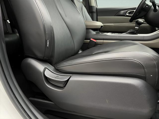 2025 Kia Carnival MPV LXS