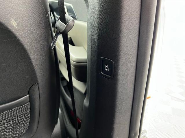 2025 Kia Carnival MPV LXS