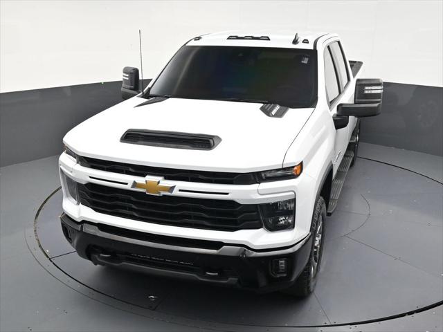 2025 Chevrolet Silverado 2500HD 4WD Crew Cab Standard Bed Custom