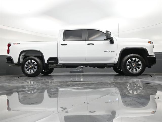 2025 Chevrolet Silverado 2500HD 4WD Crew Cab Standard Bed Custom