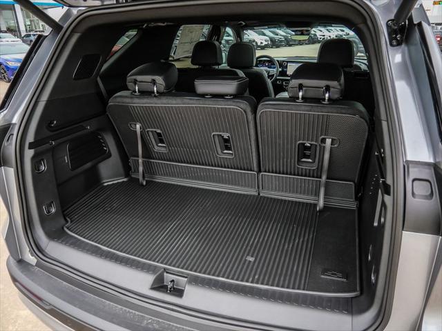 2026 Chevrolet Traverse FWD LT