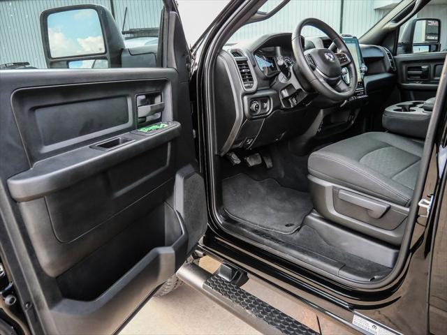 2026 Ram 2500 Black Express Crew Cab 4x4 6'4" Box