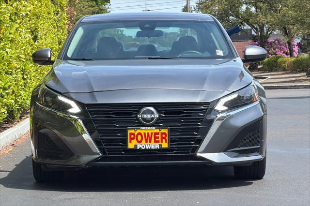 2023 Nissan Altima SV FWD