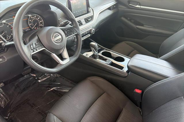 2023 Nissan Altima SV FWD