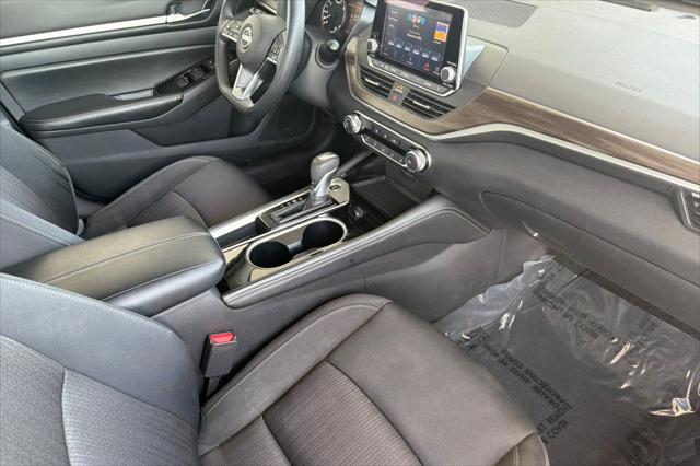 2023 Nissan Altima SV FWD