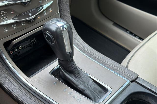 2012 Lincoln MKX Base