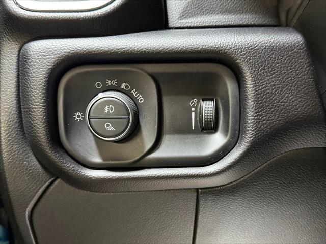 2024 Ram 3500 Big Horn Crew Cab 4x4 8' Box