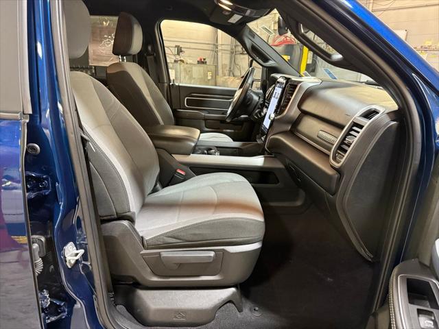 2024 Ram 3500 Big Horn Crew Cab 4x4 8' Box