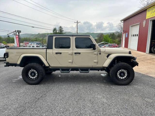 2022 Jeep Gladiator Overland