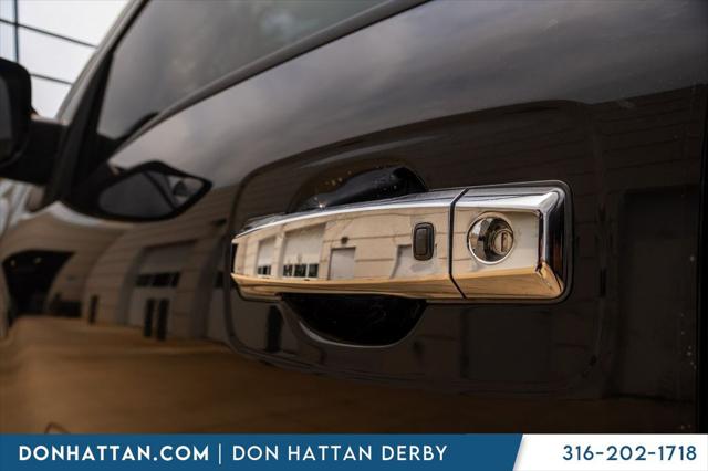 2020 Nissan Titan Crew Cab SV 4x4