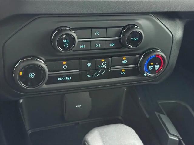 2025 Ford Bronco Base