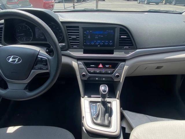 2018 Hyundai Elantra SE
