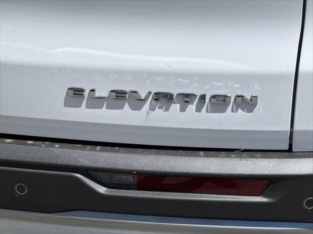 2026 GMC Acadia Elevation FWD