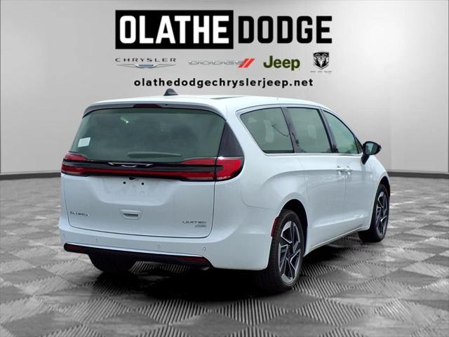 2027 Chrysler Pacifica Limited