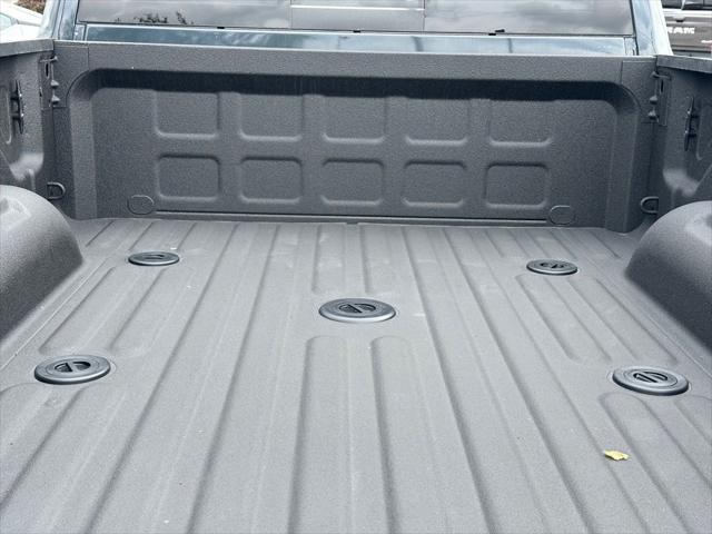 2026 Ram 2500 Black Express Crew Cab 4x4 64 Box