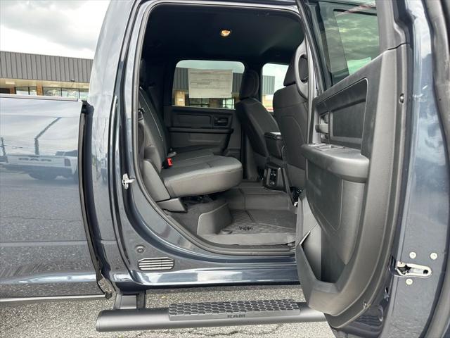 2026 Ram 2500 Black Express Crew Cab 4x4 64 Box