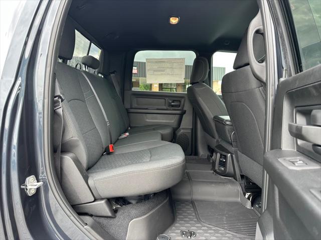 2026 Ram 2500 Black Express Crew Cab 4x4 64 Box