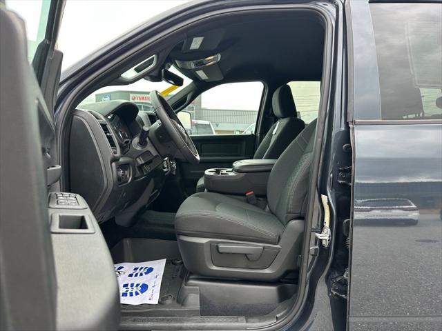 2026 Ram 2500 Black Express Crew Cab 4x4 64 Box