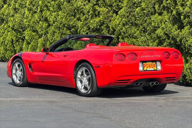 2003 Chevrolet Corvette Base