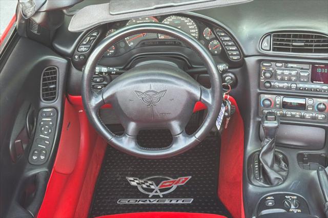 2003 Chevrolet Corvette Base