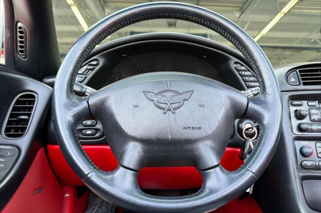 2003 Chevrolet Corvette Base