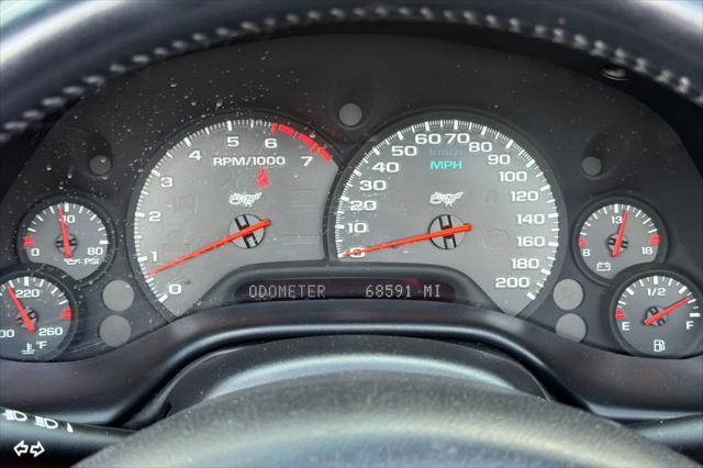 2003 Chevrolet Corvette Base