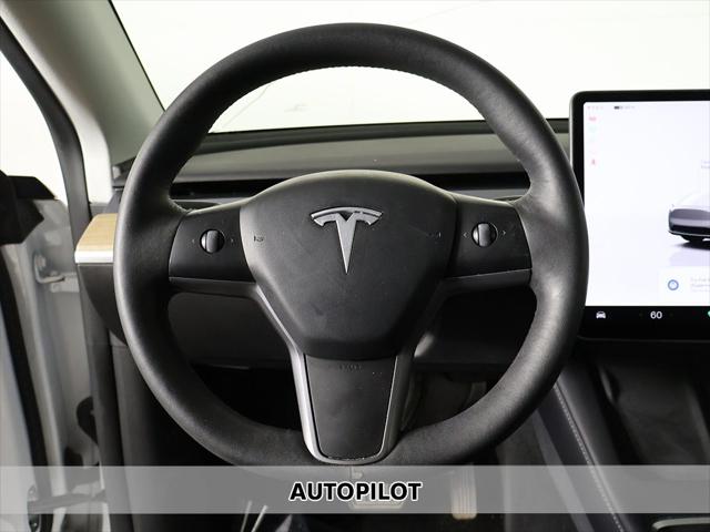 2022 Tesla Model Y Long Range Dual Motor All-Wheel Drive