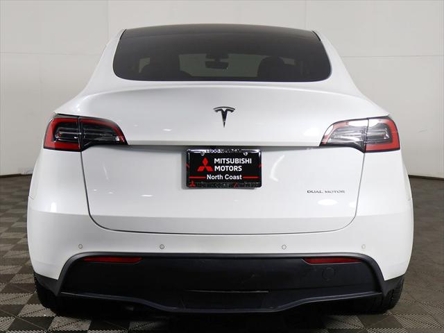 2022 Tesla Model Y Long Range Dual Motor All-Wheel Drive