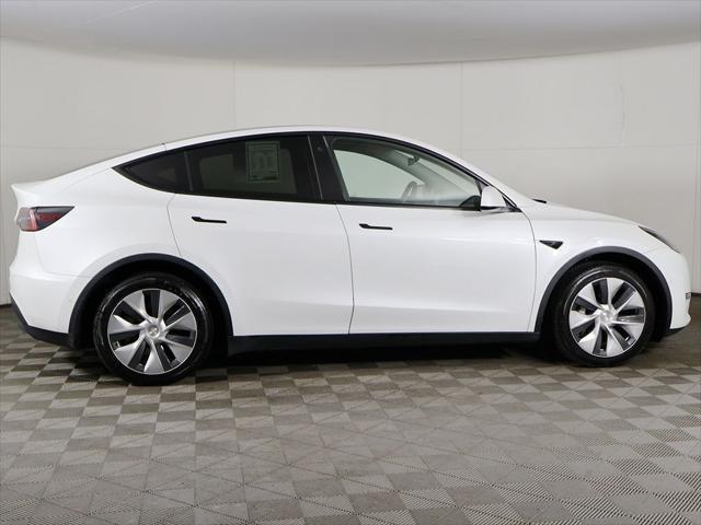 2022 Tesla Model Y Long Range Dual Motor All-Wheel Drive
