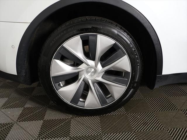 2022 Tesla Model Y Long Range Dual Motor All-Wheel Drive