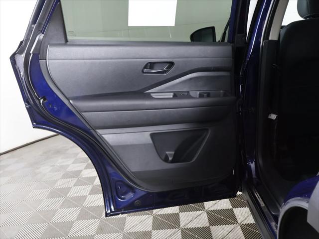 2024 Nissan Pathfinder SV 4WD