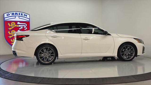 2023 Nissan Altima SR VC-Turbo FWD