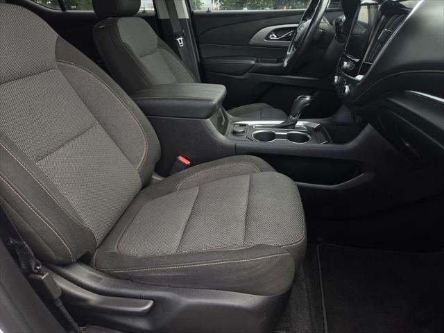 2020 Chevrolet Traverse FWD LT Cloth