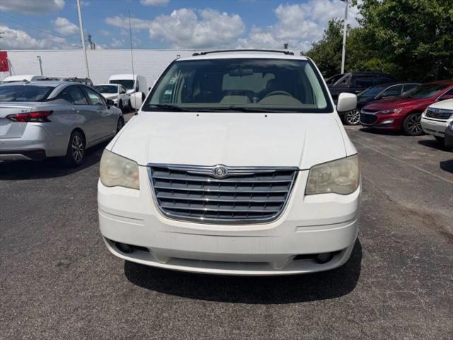 2010 Chrysler Town & Country Touring