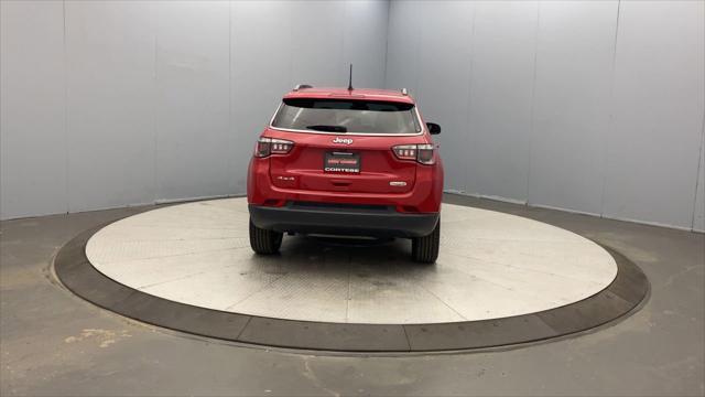 2023 Jeep Compass Latitude Lux FWD