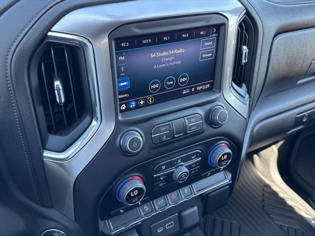 2021 Chevrolet Silverado 1500 4WD Crew Cab Short Bed RST