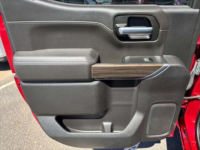2021 Chevrolet Silverado 1500 4WD Crew Cab Short Bed RST