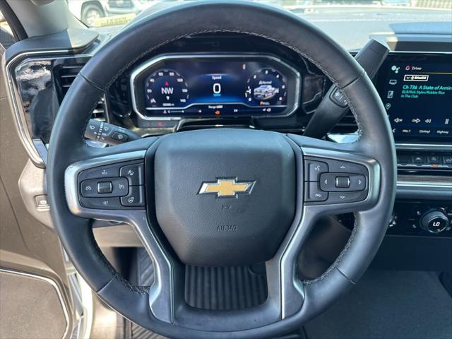 2024 Chevrolet Silverado 1500 4WD Crew Cab Short Bed LT with 2FL