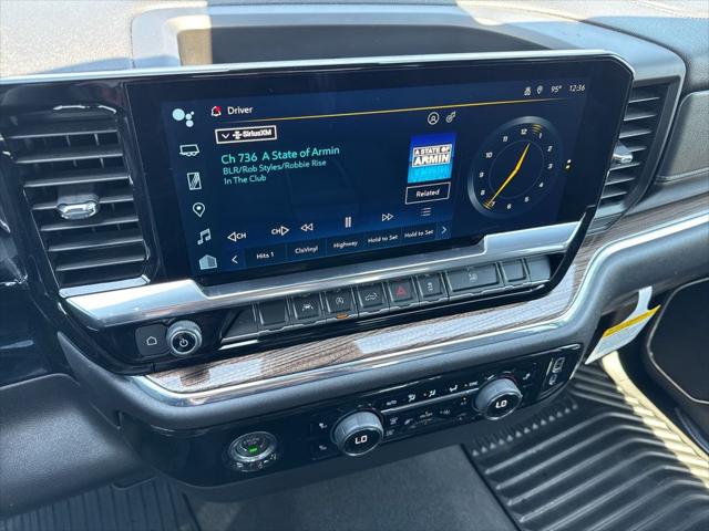 2024 Chevrolet Silverado 1500 4WD Crew Cab Short Bed LT with 2FL