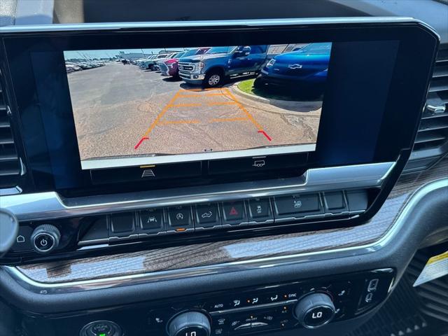2024 Chevrolet Silverado 1500 4WD Crew Cab Short Bed LT with 2FL