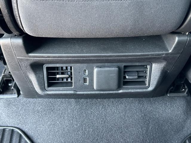 2024 Chevrolet Silverado 1500 4WD Crew Cab Short Bed LT with 2FL