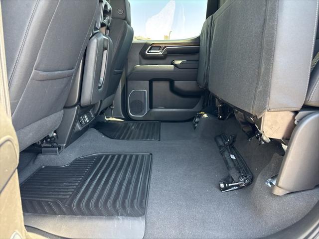 2024 Chevrolet Silverado 1500 4WD Crew Cab Short Bed LT with 2FL