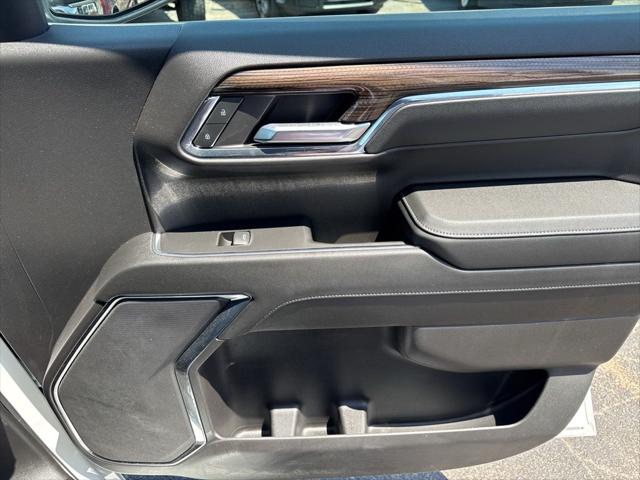 2024 Chevrolet Silverado 1500 4WD Crew Cab Short Bed LT with 2FL