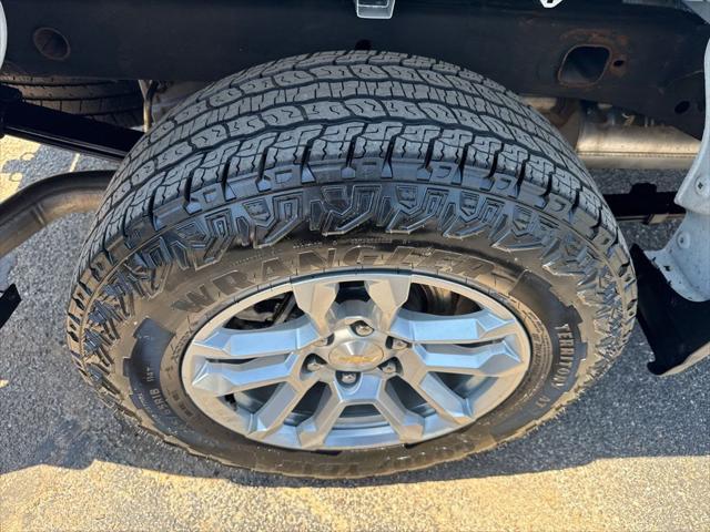 2024 Chevrolet Silverado 1500 4WD Crew Cab Short Bed LT with 2FL