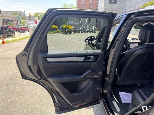 2019 Porsche Cayenne Base