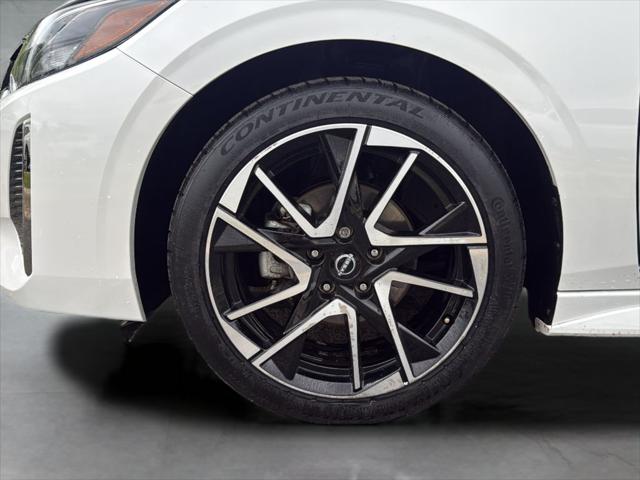 2024 Nissan Sentra SR Xtronic CVT
